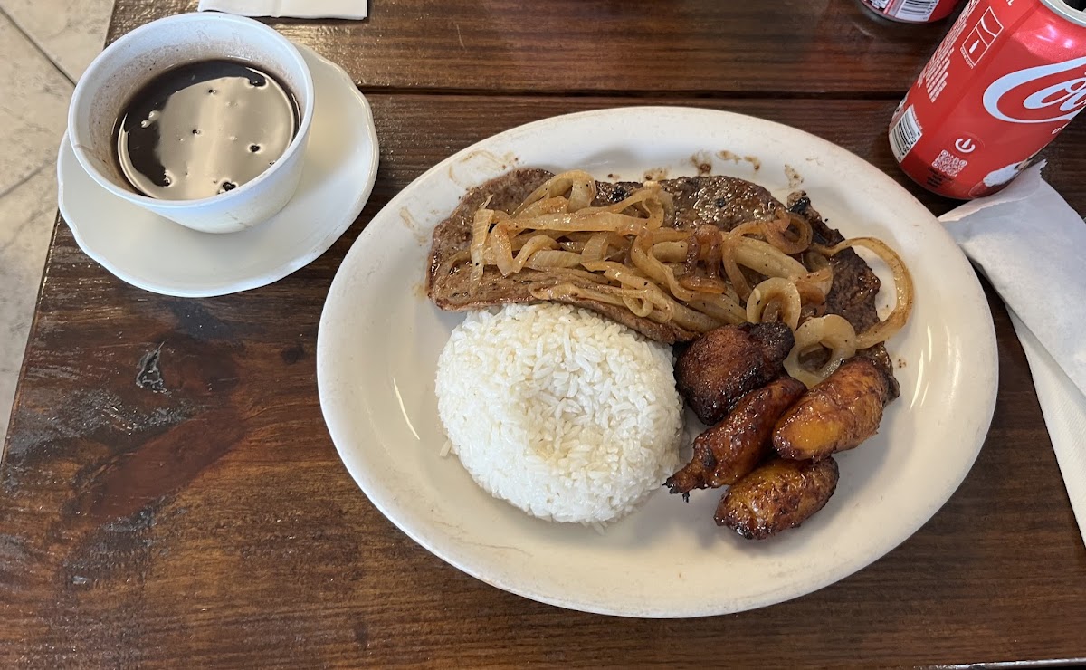 Mama's Latin Cafe Photos 2